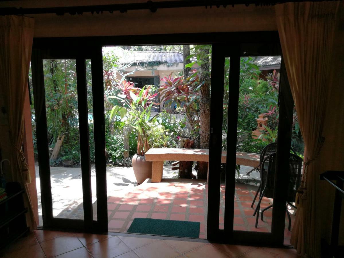 Polina Park Hotel Mae Nam Luaran gambar